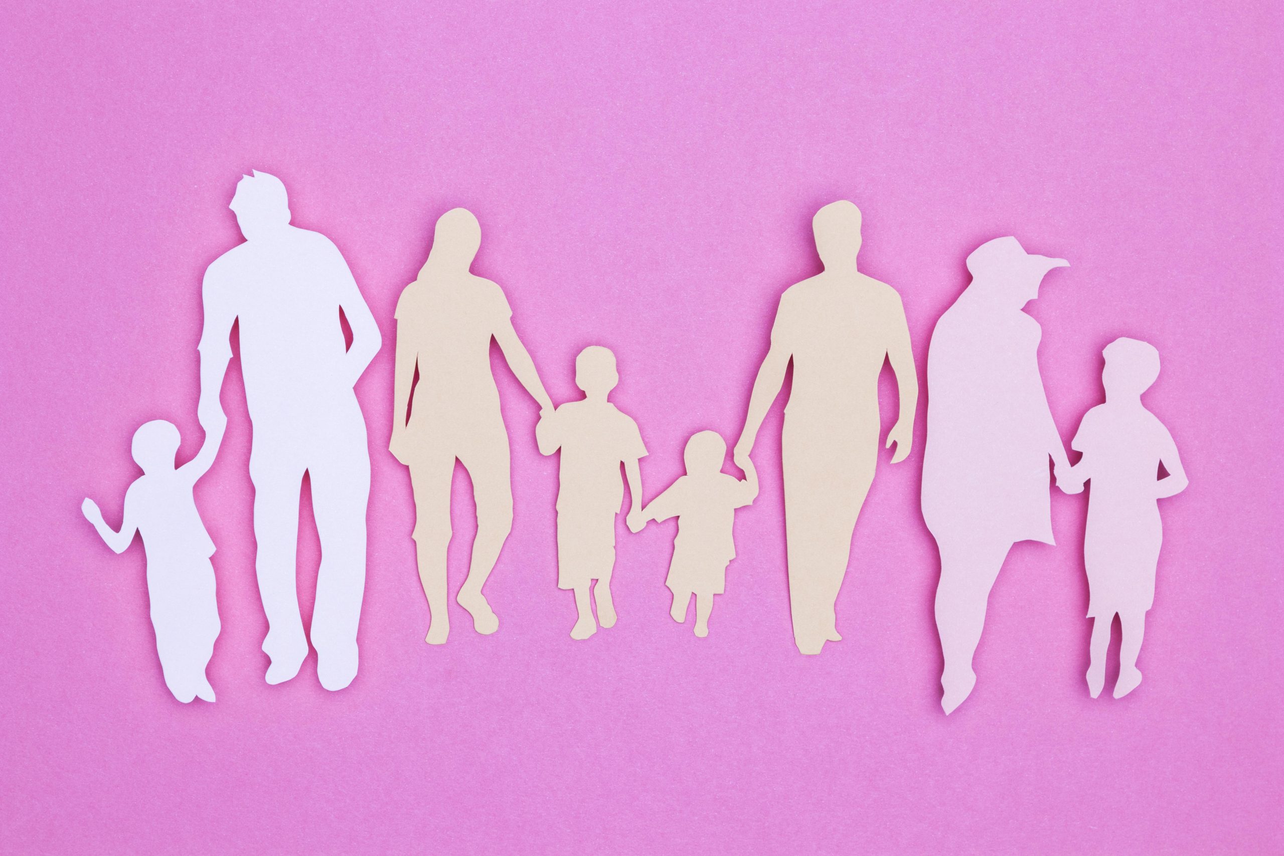Pais com filhos de relacionamentos diferentes podem pagar pensões com valores diferentes?
